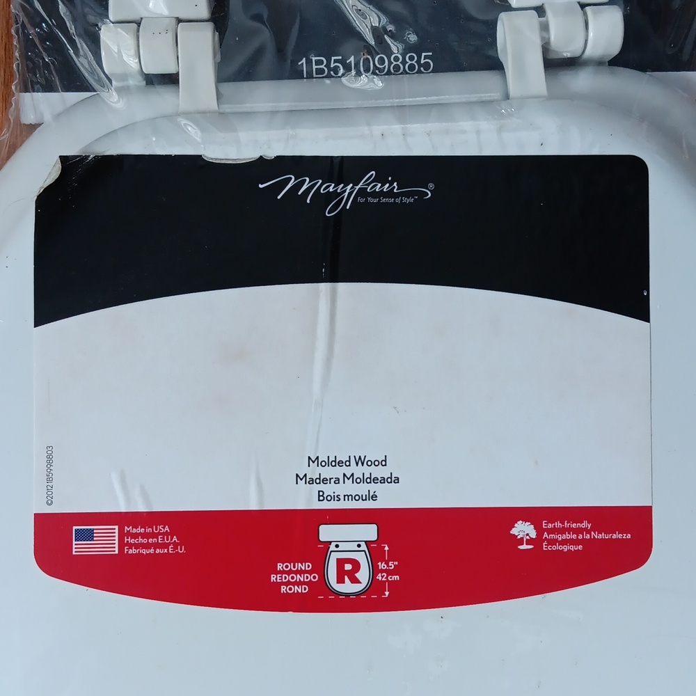 Mayfair White Molded Wood Round 16.5" Toilet Seat New in Package - Picture 3 of 11